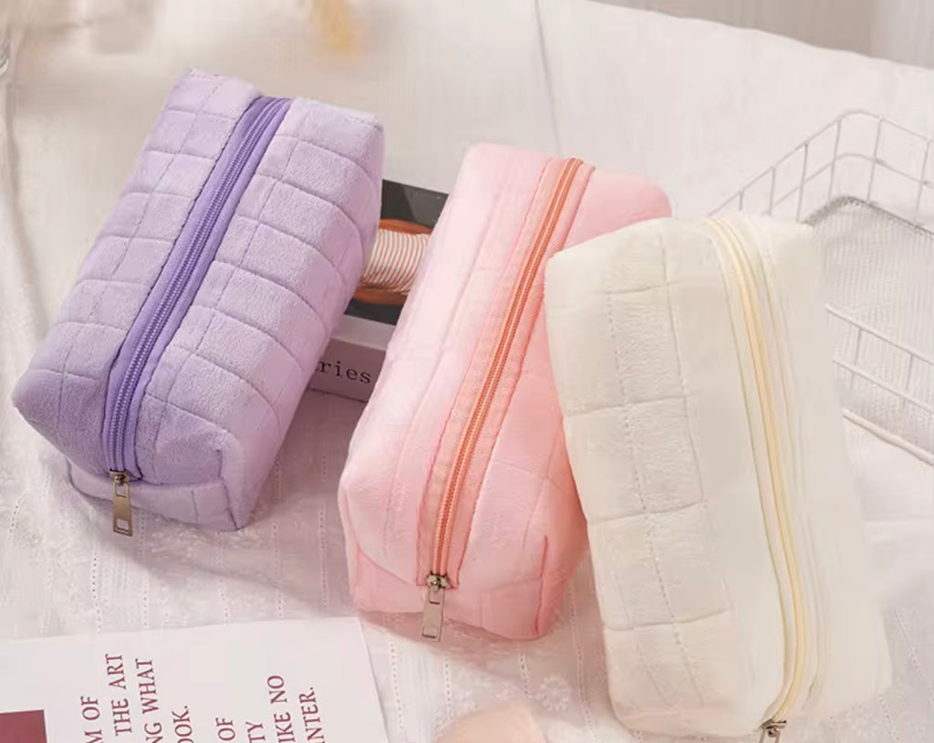 Trousse à maquillage en velours doux, pochette de toilette à fermeture éclair pour femme