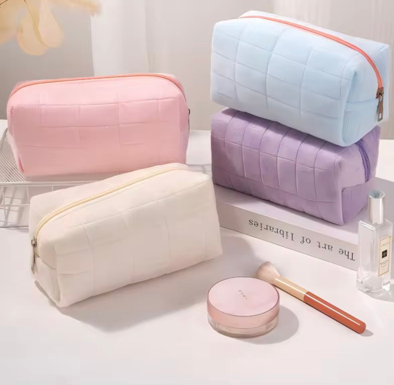 Trousse à maquillage en velours doux, pochette de toilette à fermeture éclair pour femme